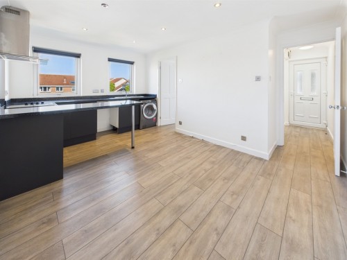 Middle Down Close, Staddiscombe