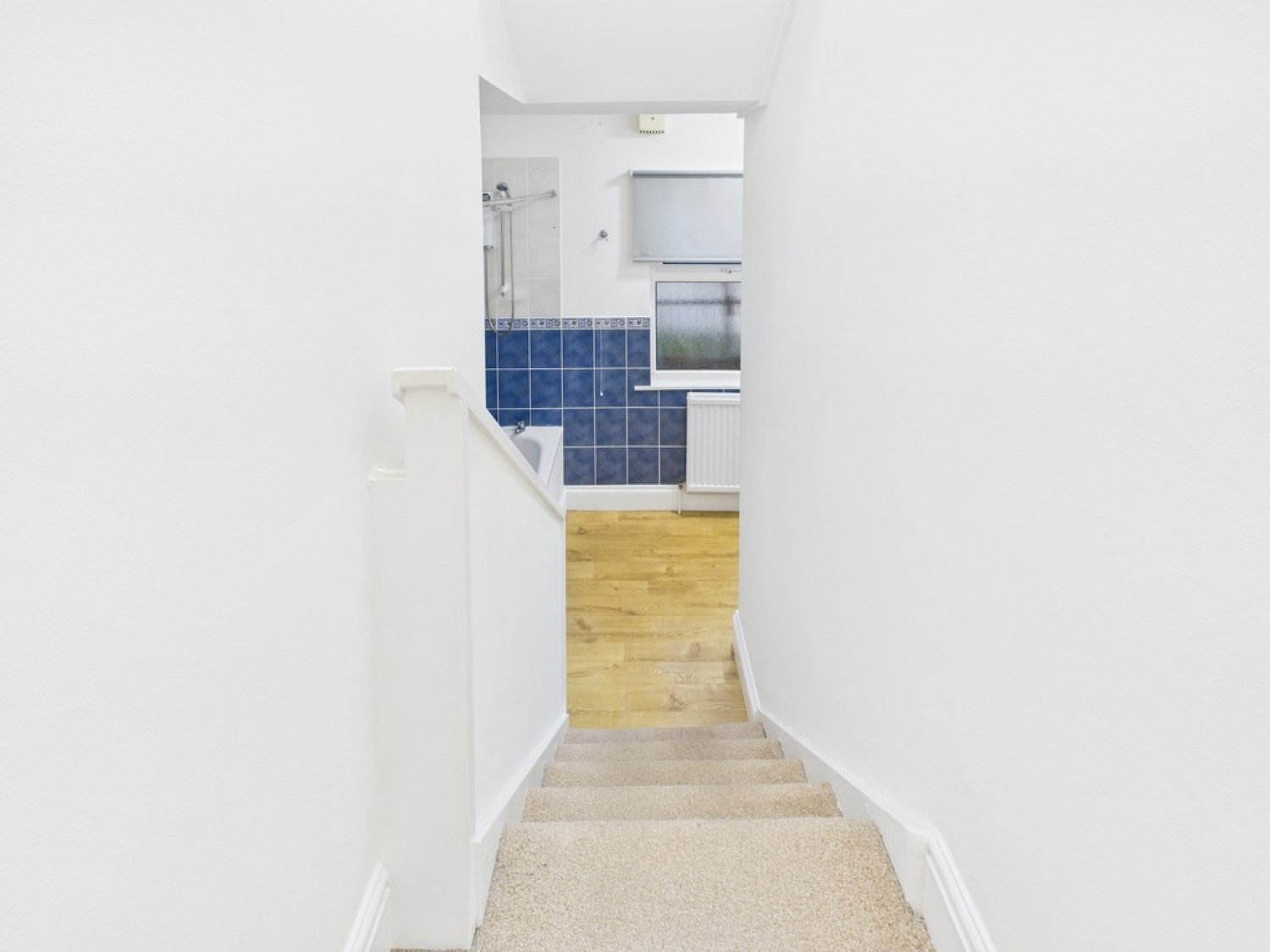 Queens Gate Villas, Lipson