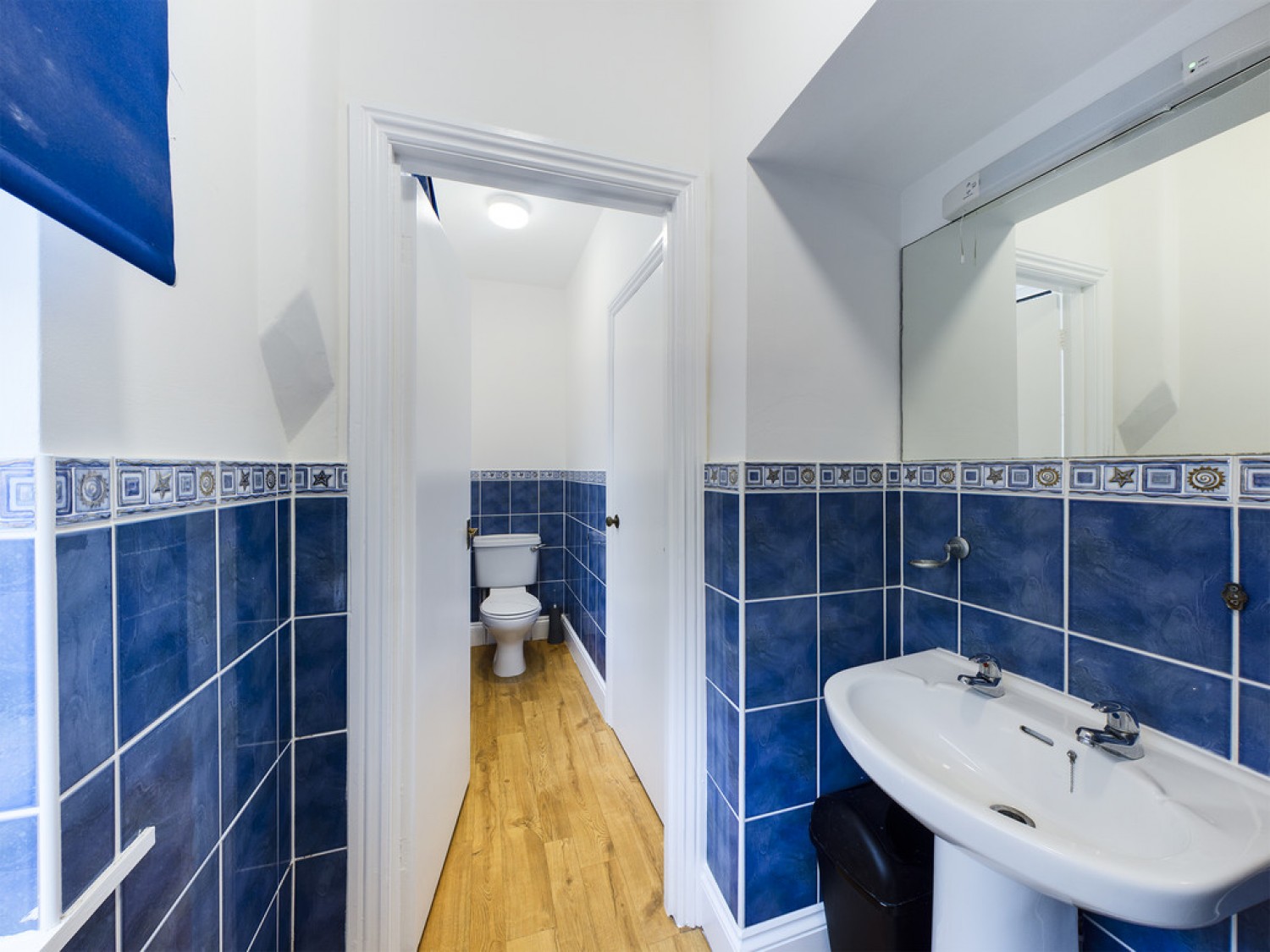 Queens Gate Villas, Lipson