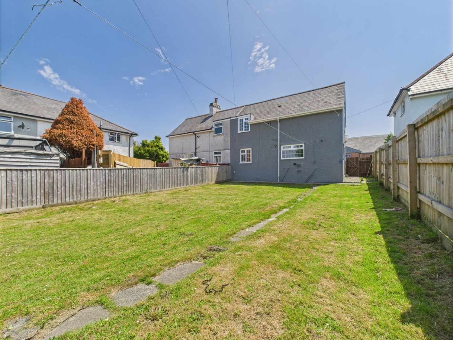 Henderson Place, Ford
