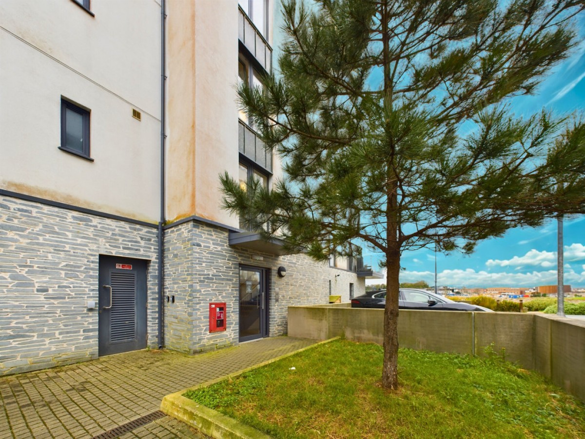 Quadrant Quay, Millbay