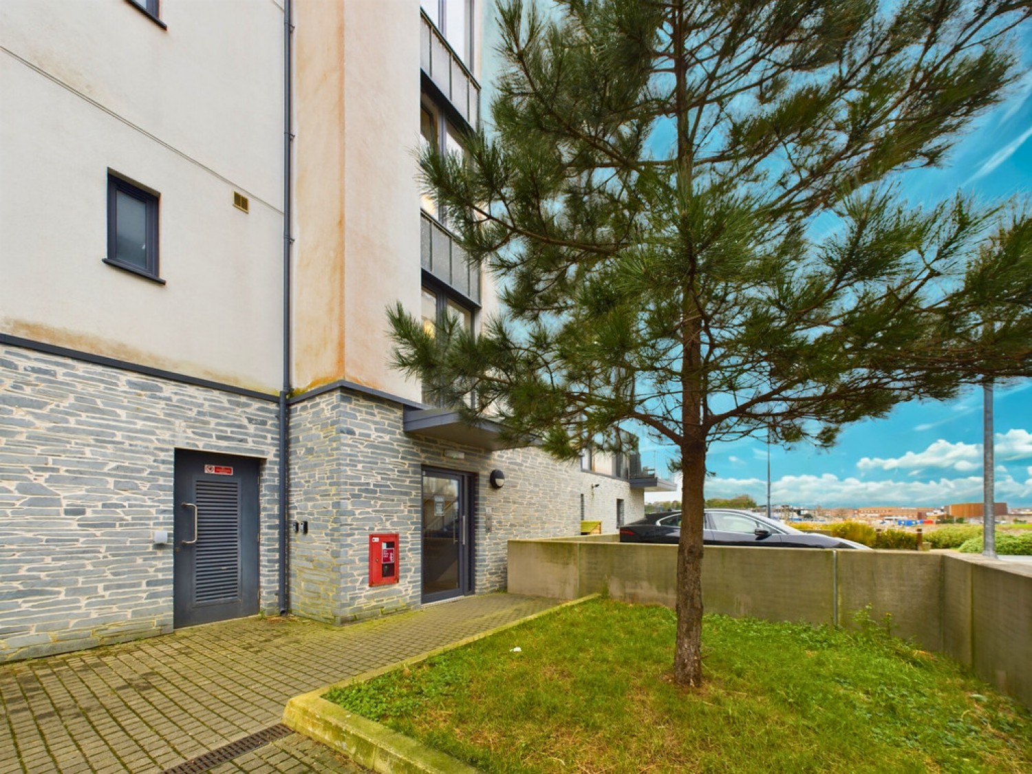 Quadrant Quay, Millbay