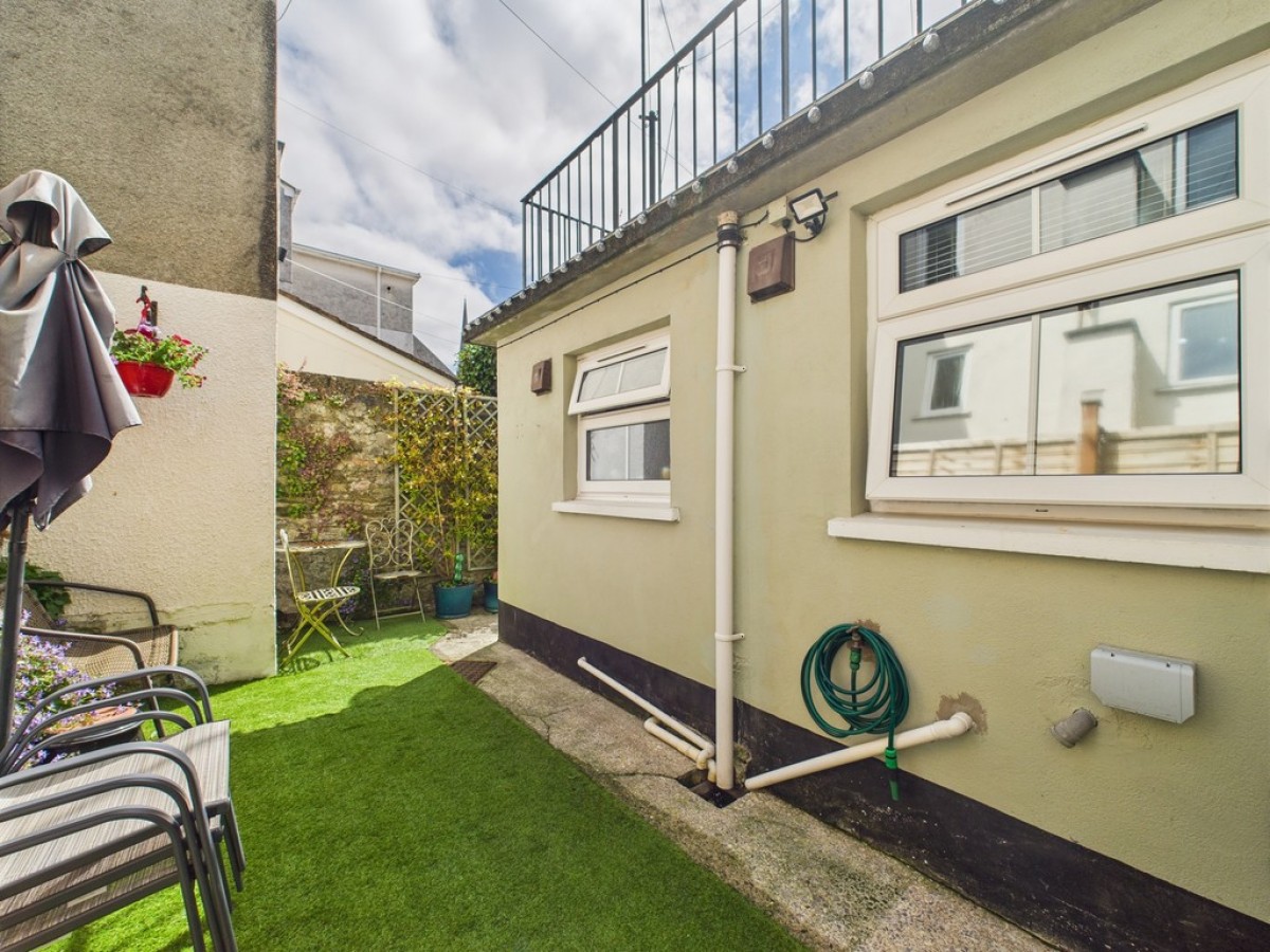 Wolsdon Place, Stonehouse