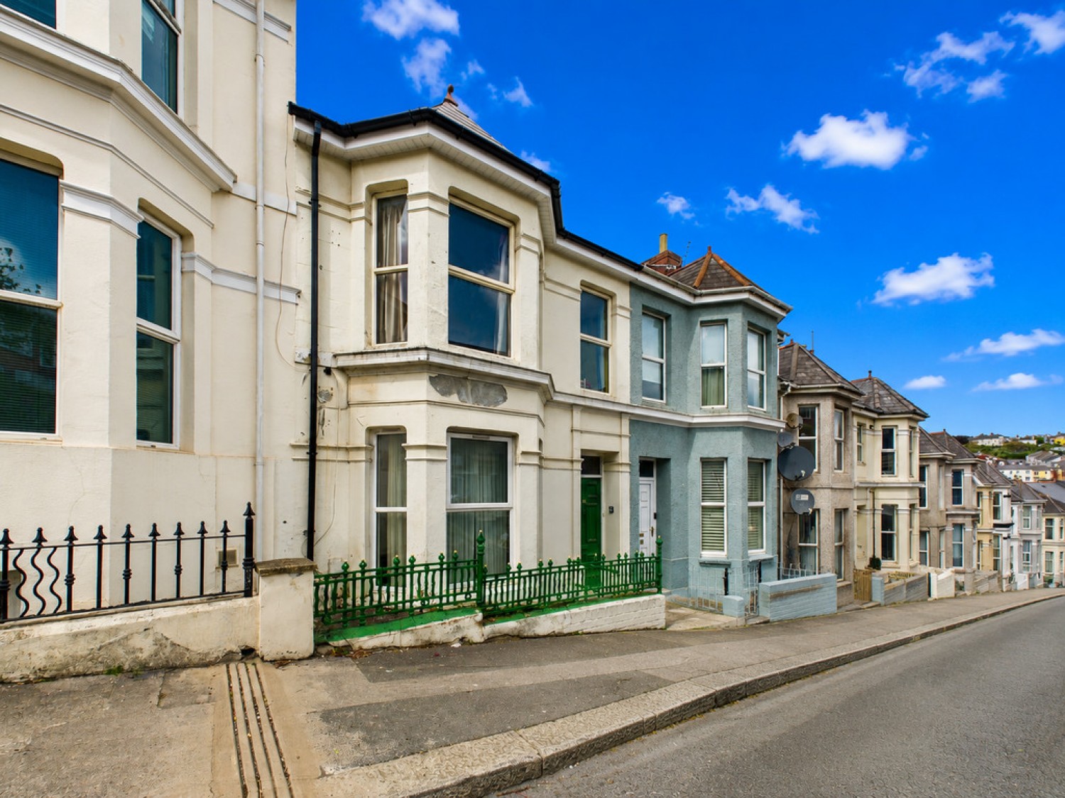 2 bedroom Flat for Sale Prince Maurice Road, Mutley, Plymouth