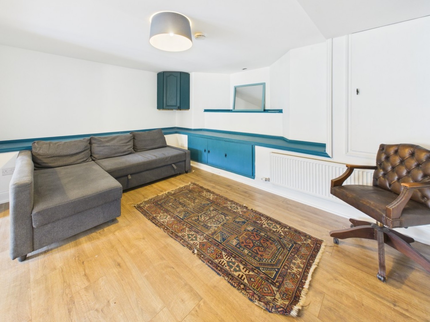 2 bedroom Flat for Letting Neath Road, St Judes