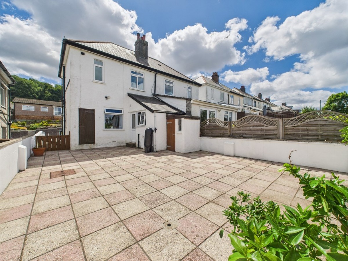 Merafield Road, Underwood