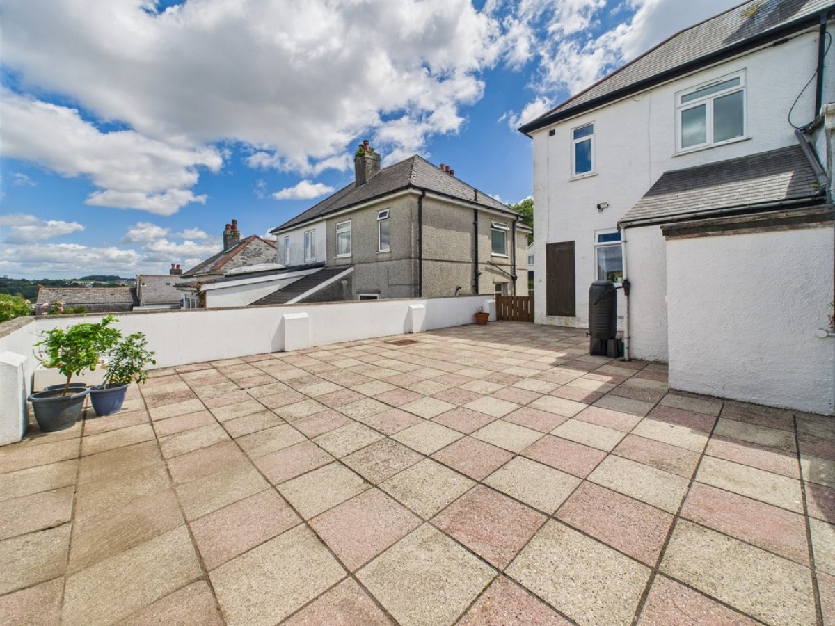 Merafield Road, Underwood
