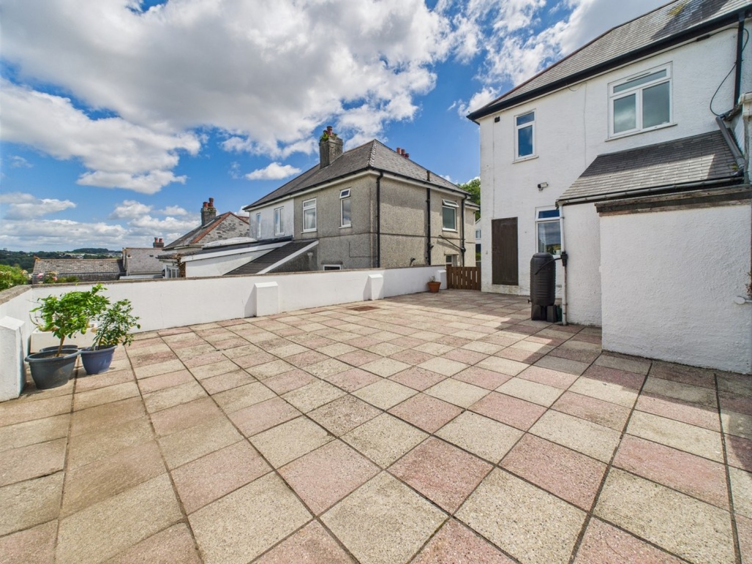 Merafield Road, Underwood