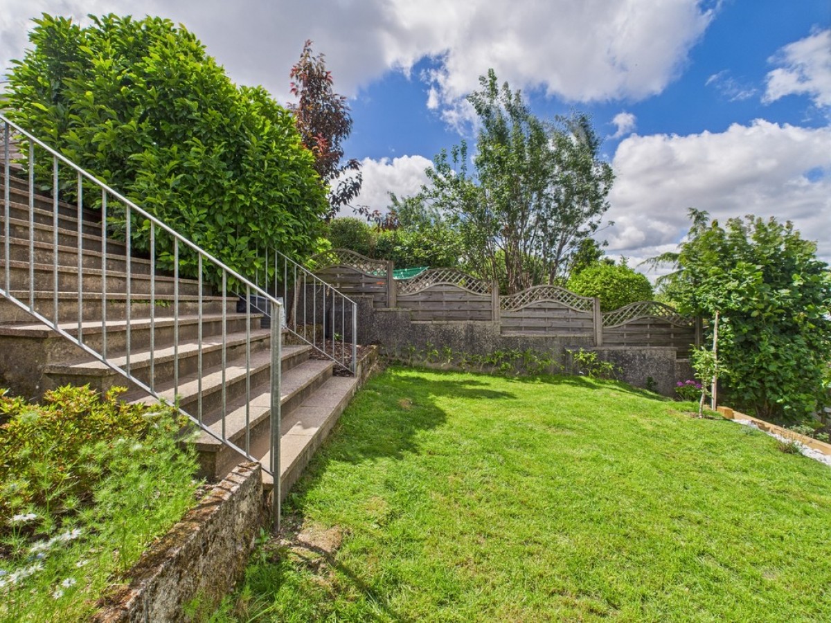Merafield Road, Underwood