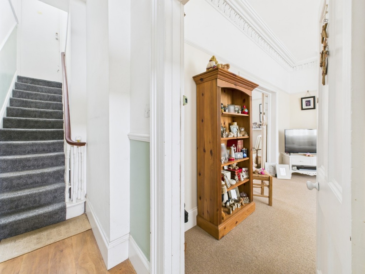 Cheltenham Place, Mutley
