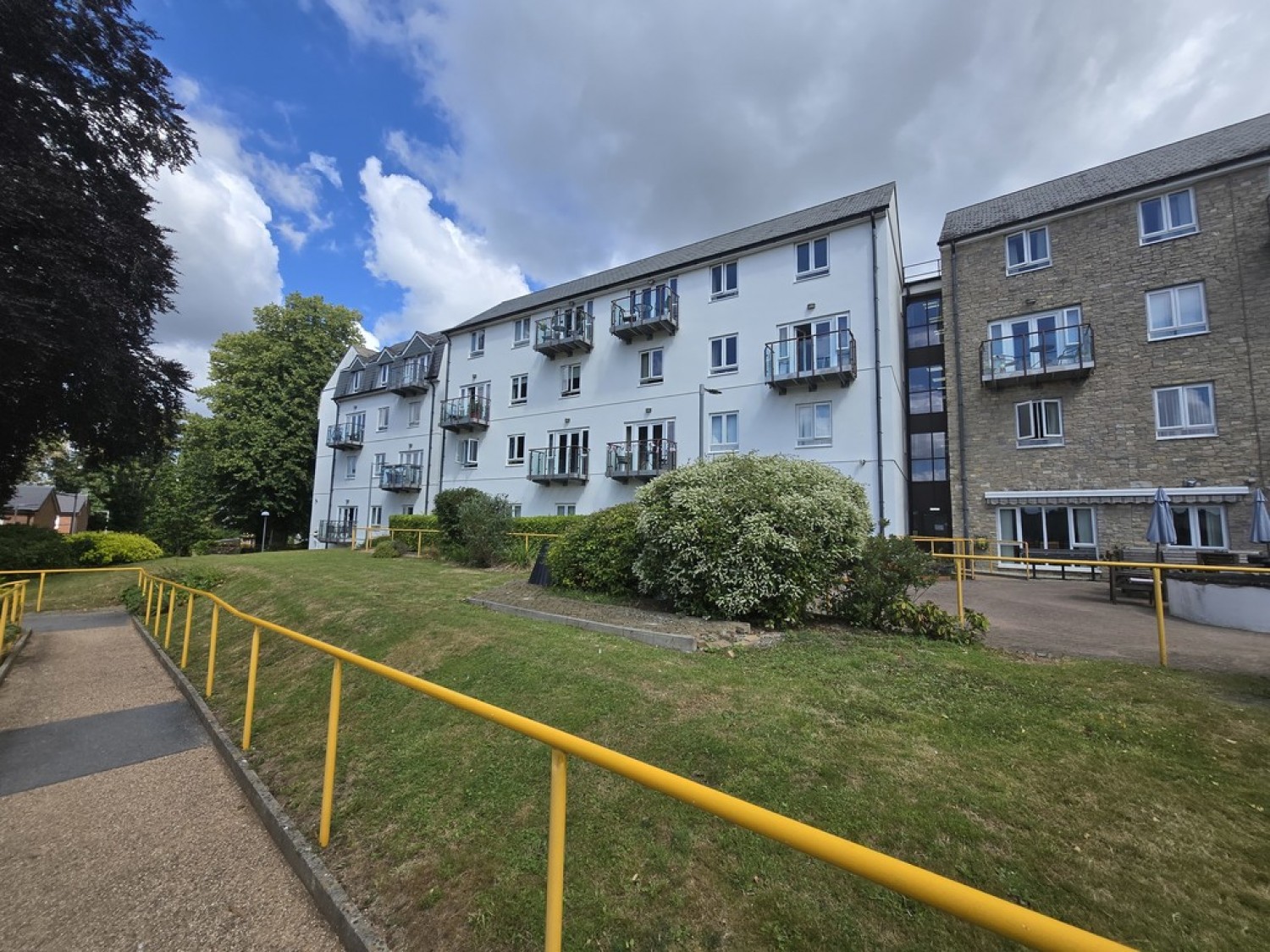 Flat 11 The Rise, 35 George Lane