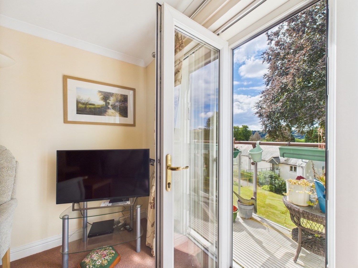 Flat 11 The Rise, 35 George Lane