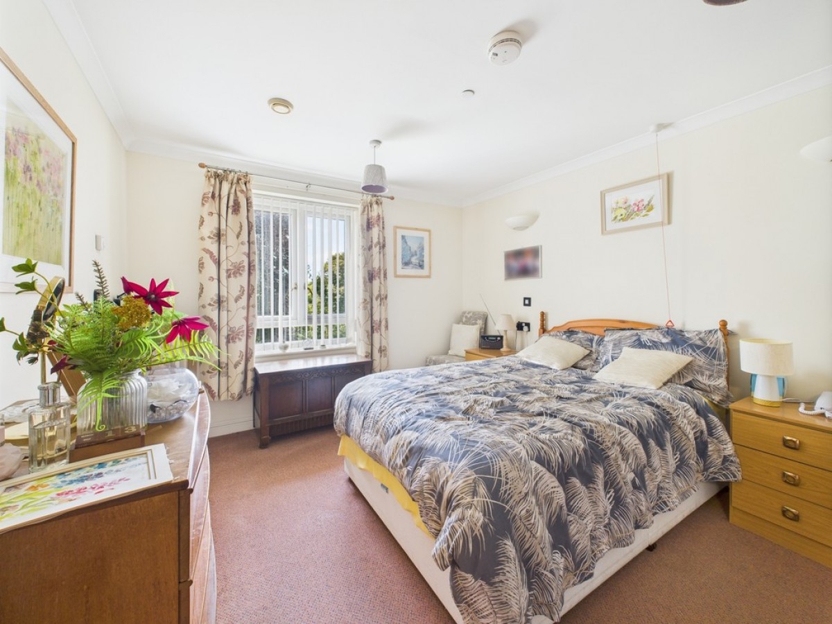 Flat 11 The Rise, 35 George Lane