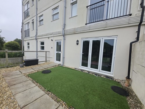 Arundel Crescent, Stonehouse