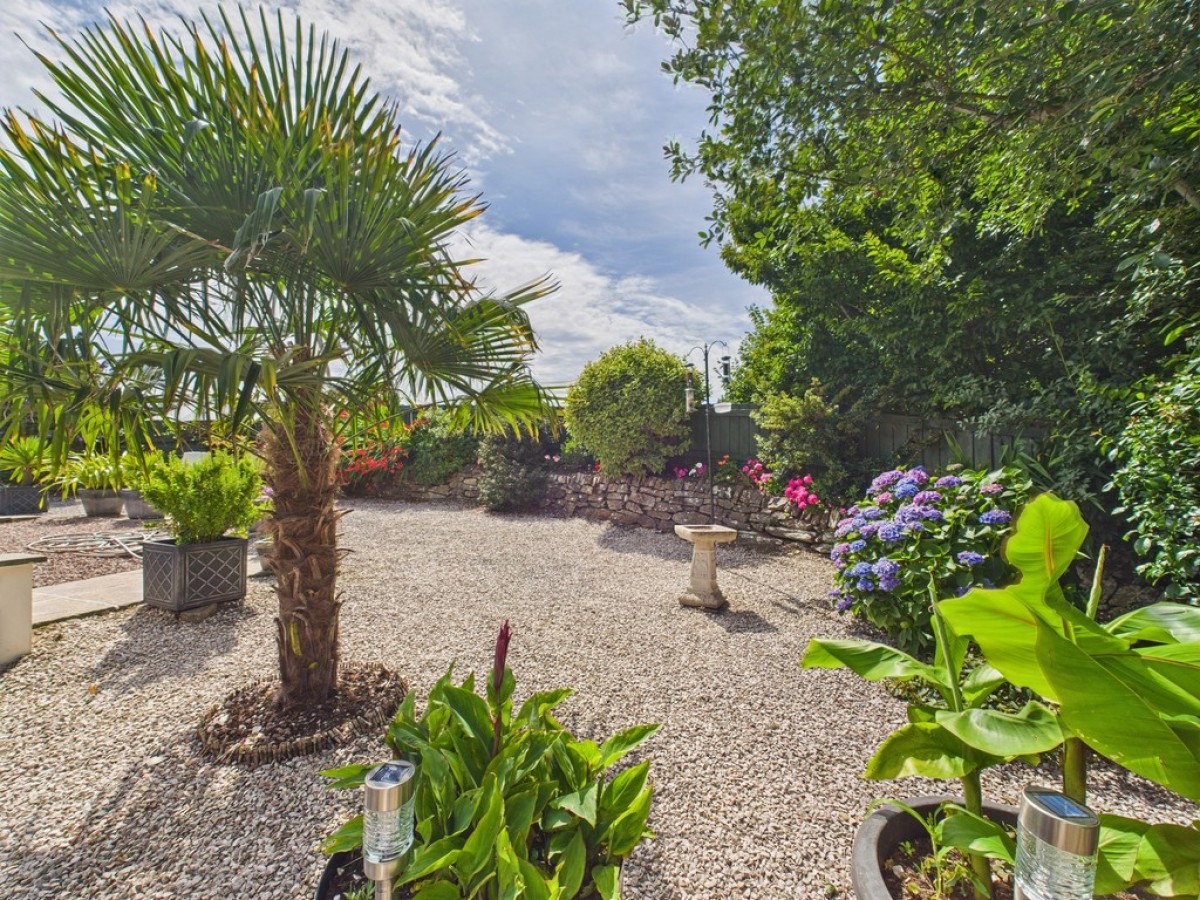 Goldfinch Grove, Pillmere, Saltash