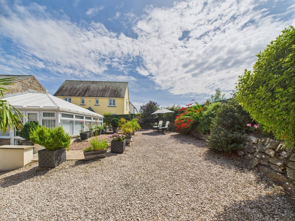 Goldfinch Grove, Pillmere, Saltash