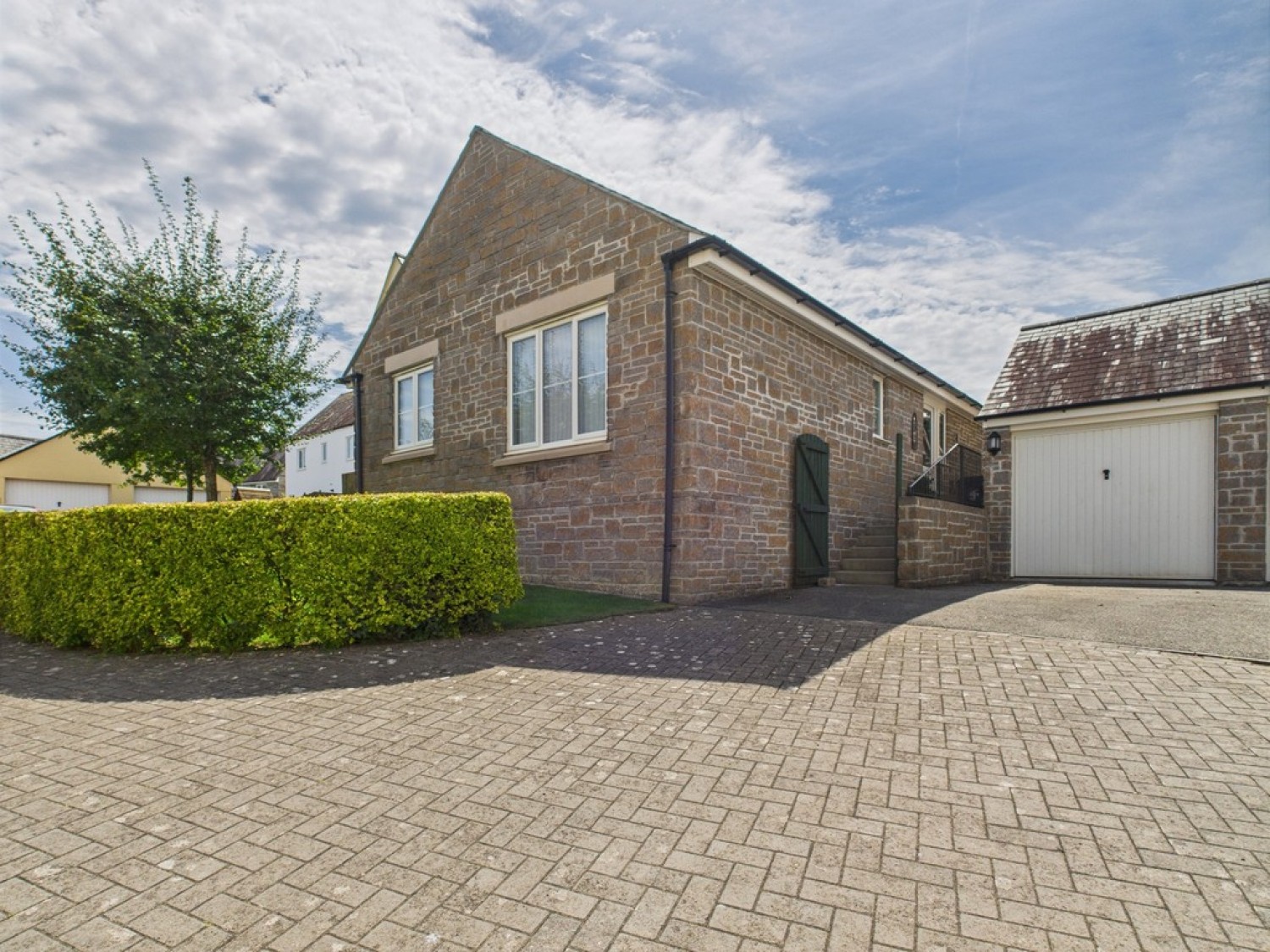 Goldfinch Grove, Pillmere, Saltash