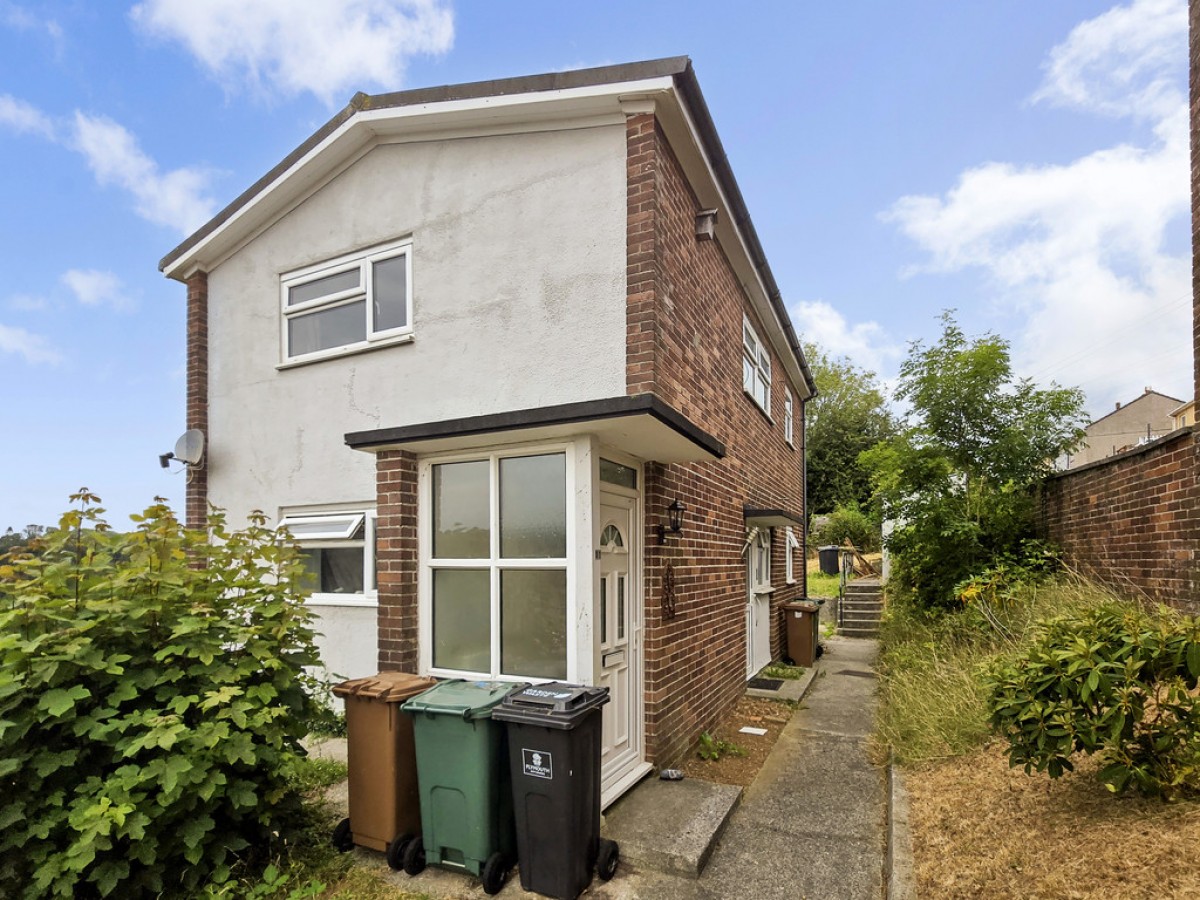 Middlefield Road, Southway