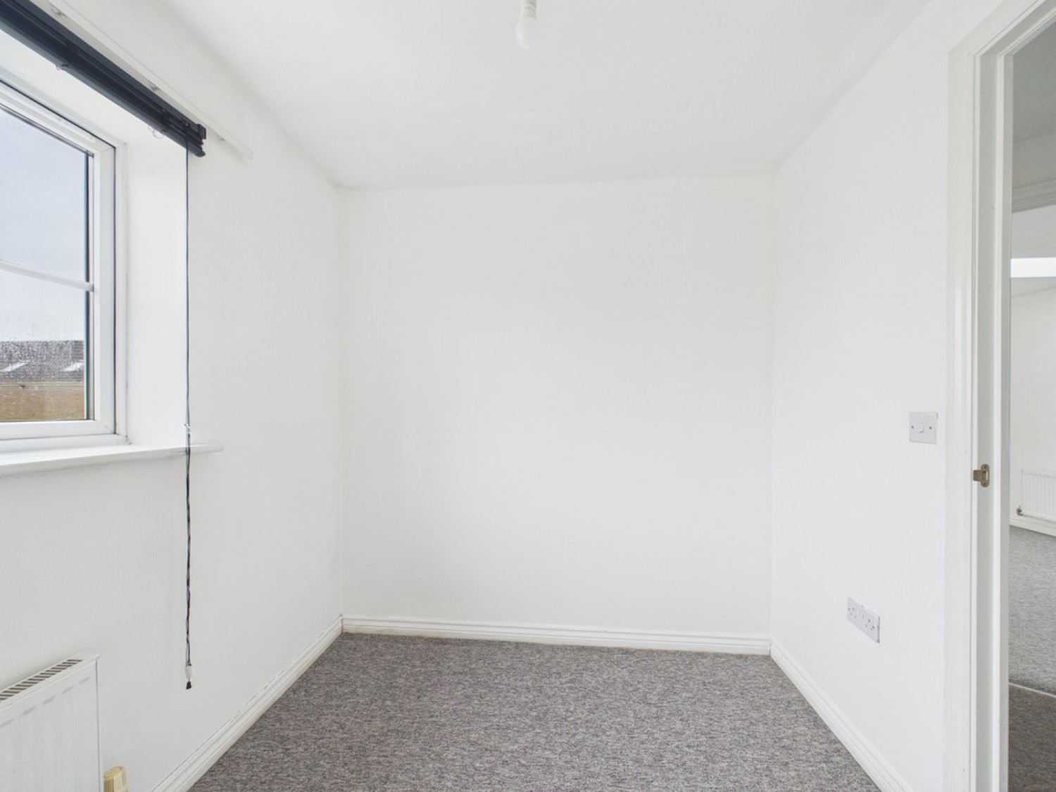 2 bedroom Flat for Sale Barlow Gardens, Beacon Park
