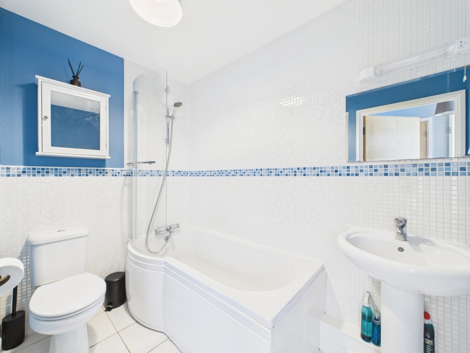 1 bedroom Flat for Sale Siding Road, Mutley, Plymouth