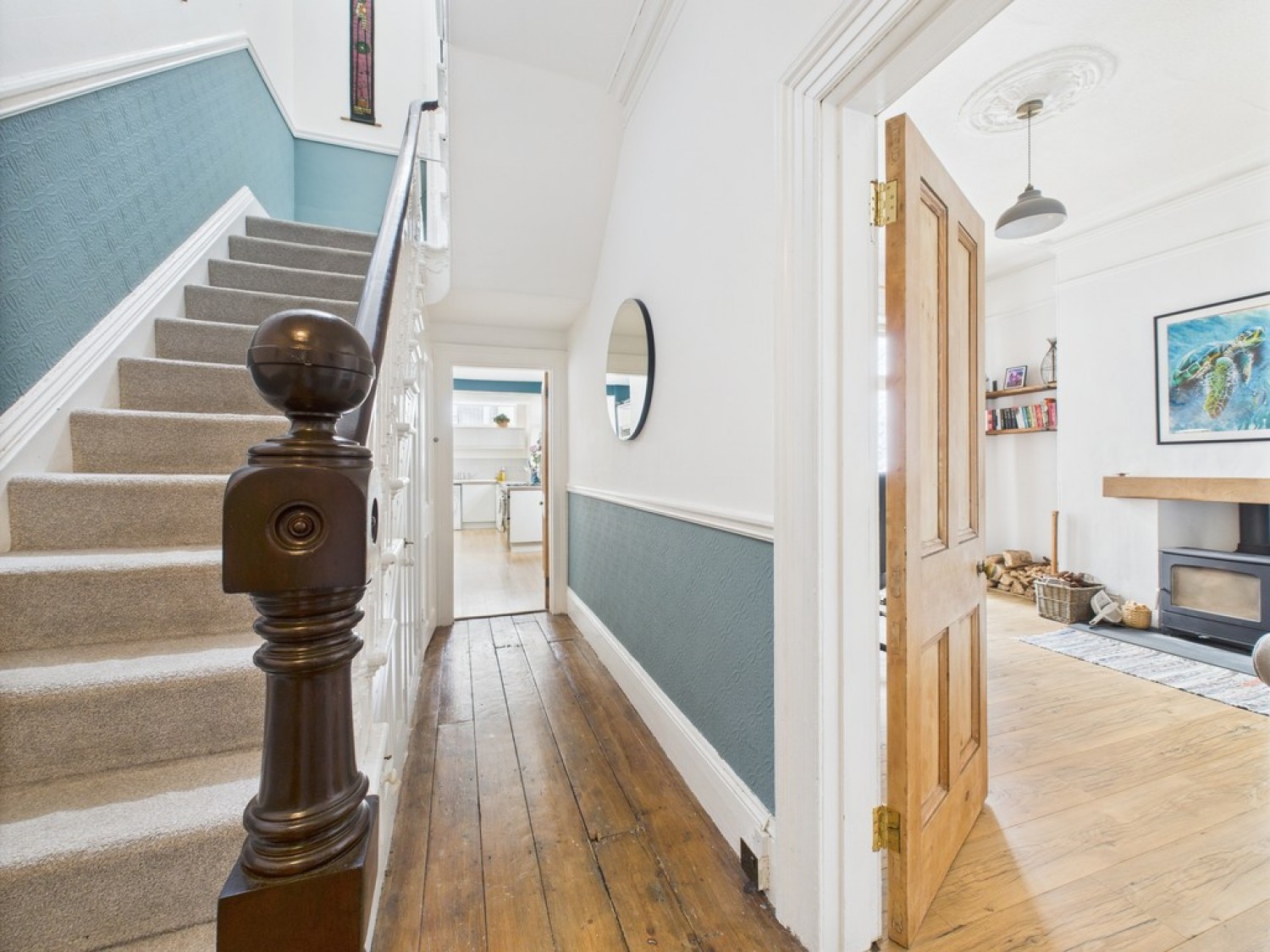 Beatrice Avenue, Lipson