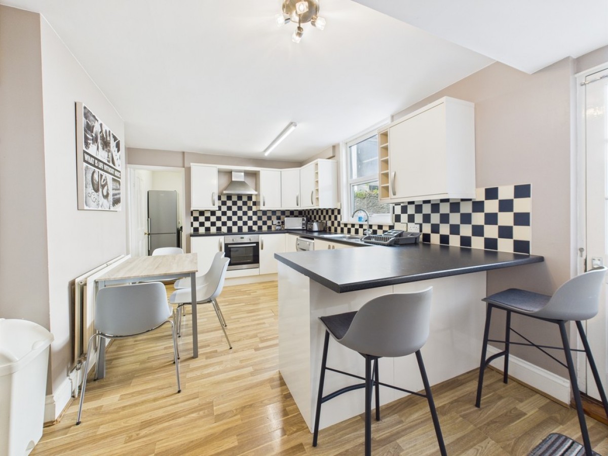 Hill Park Crescent, Mutley