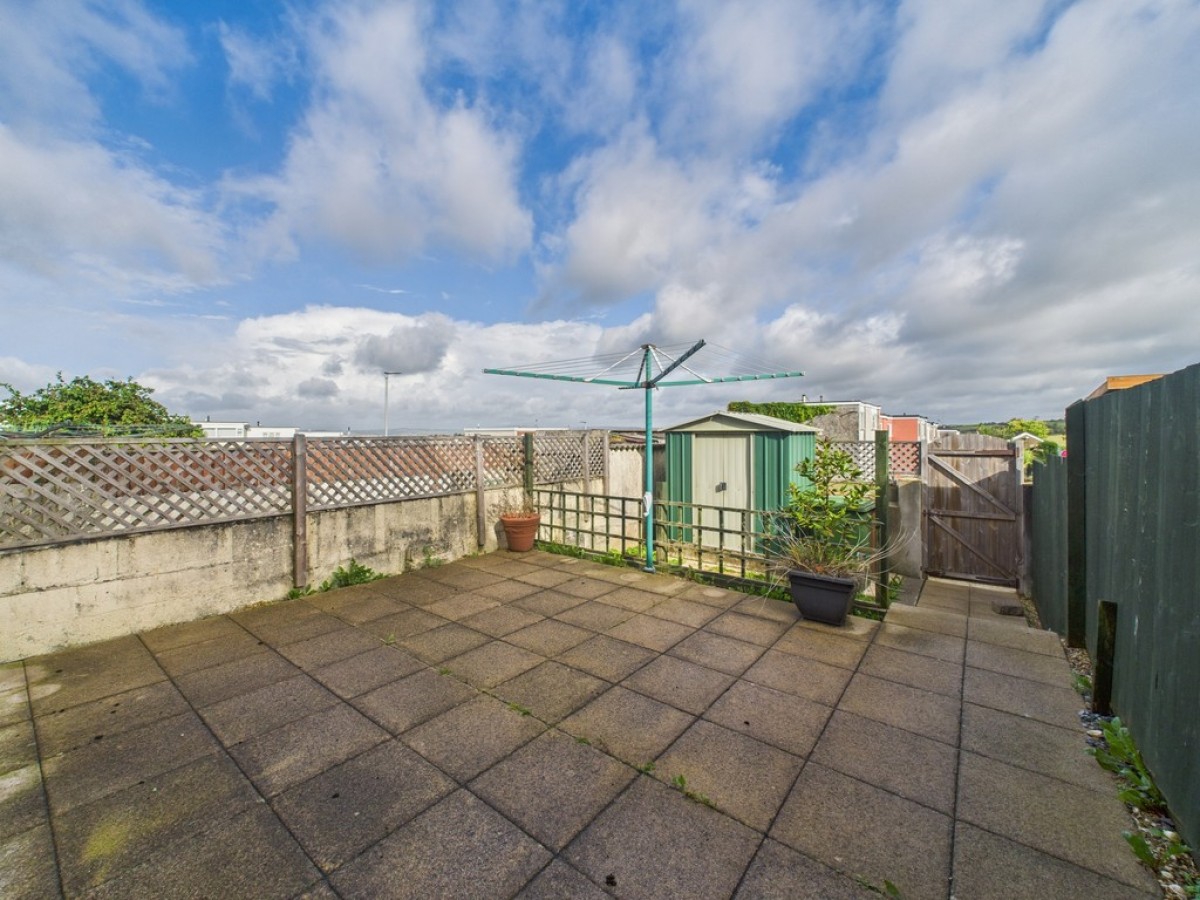 Alger Walk, Southway