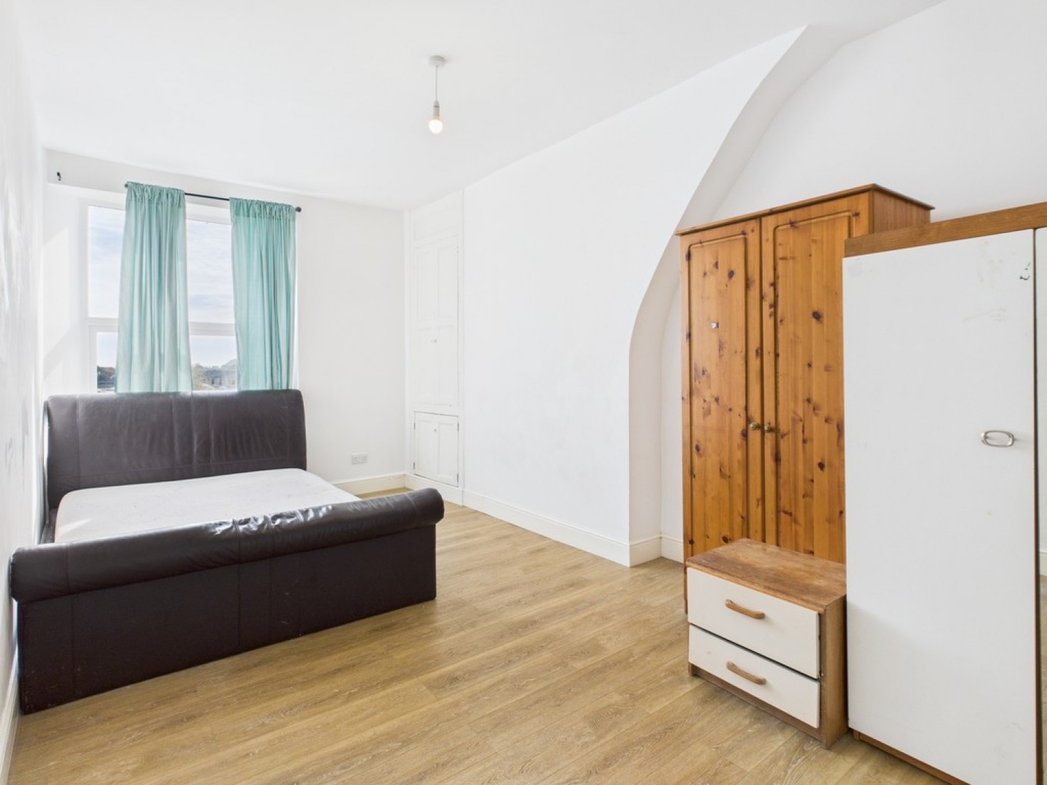 Paradise Place, Stoke