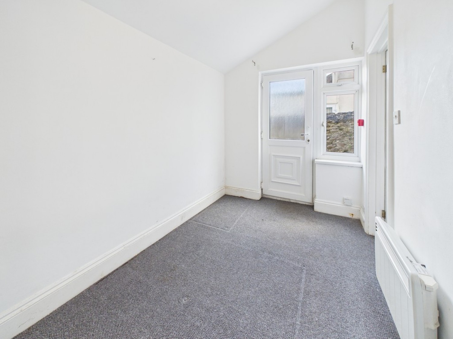 1 bedroom Flat for Letting Radford Road, West Hoe