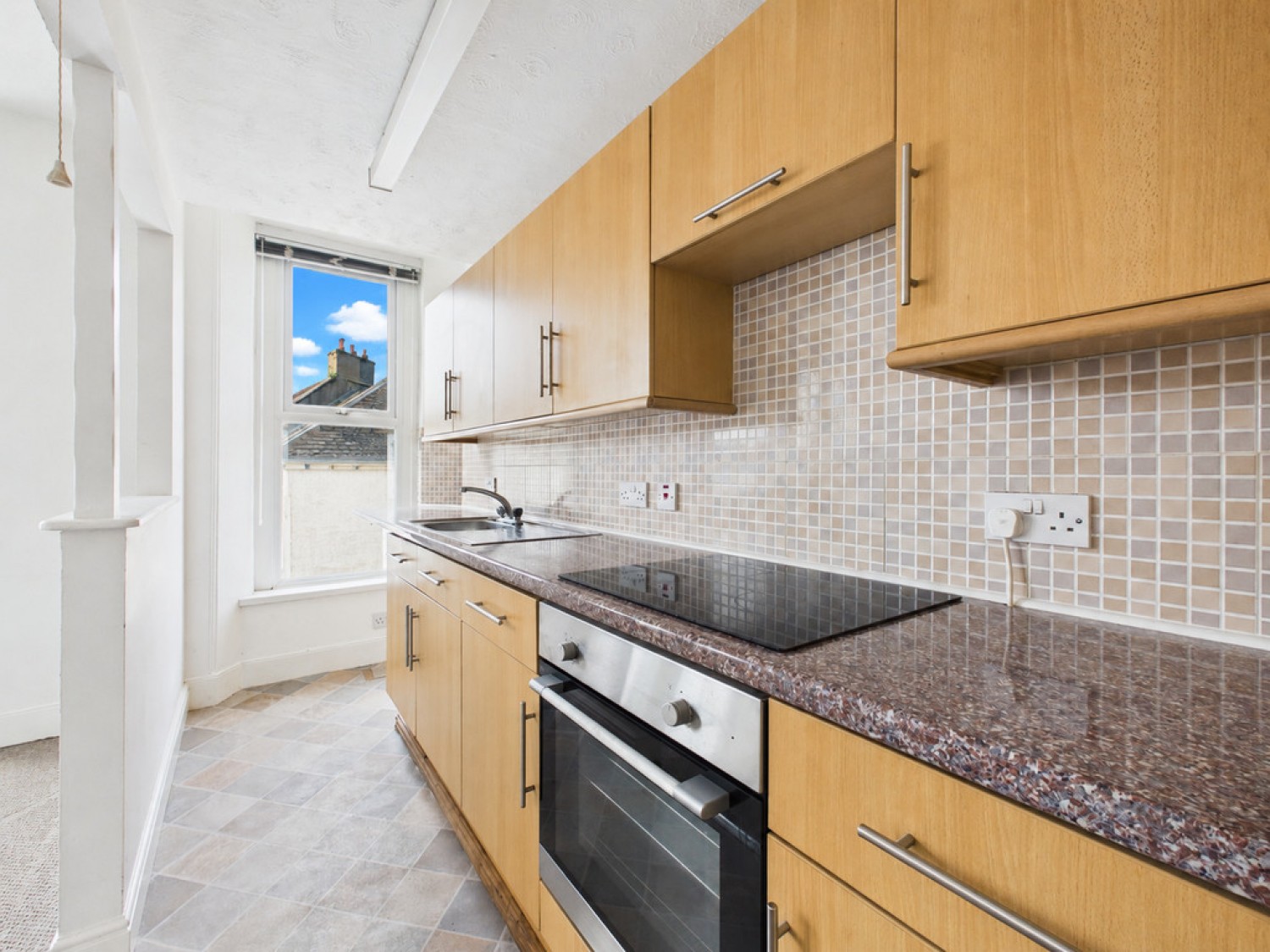 2 bedroom Flat for Letting Radford Road, West Hoe