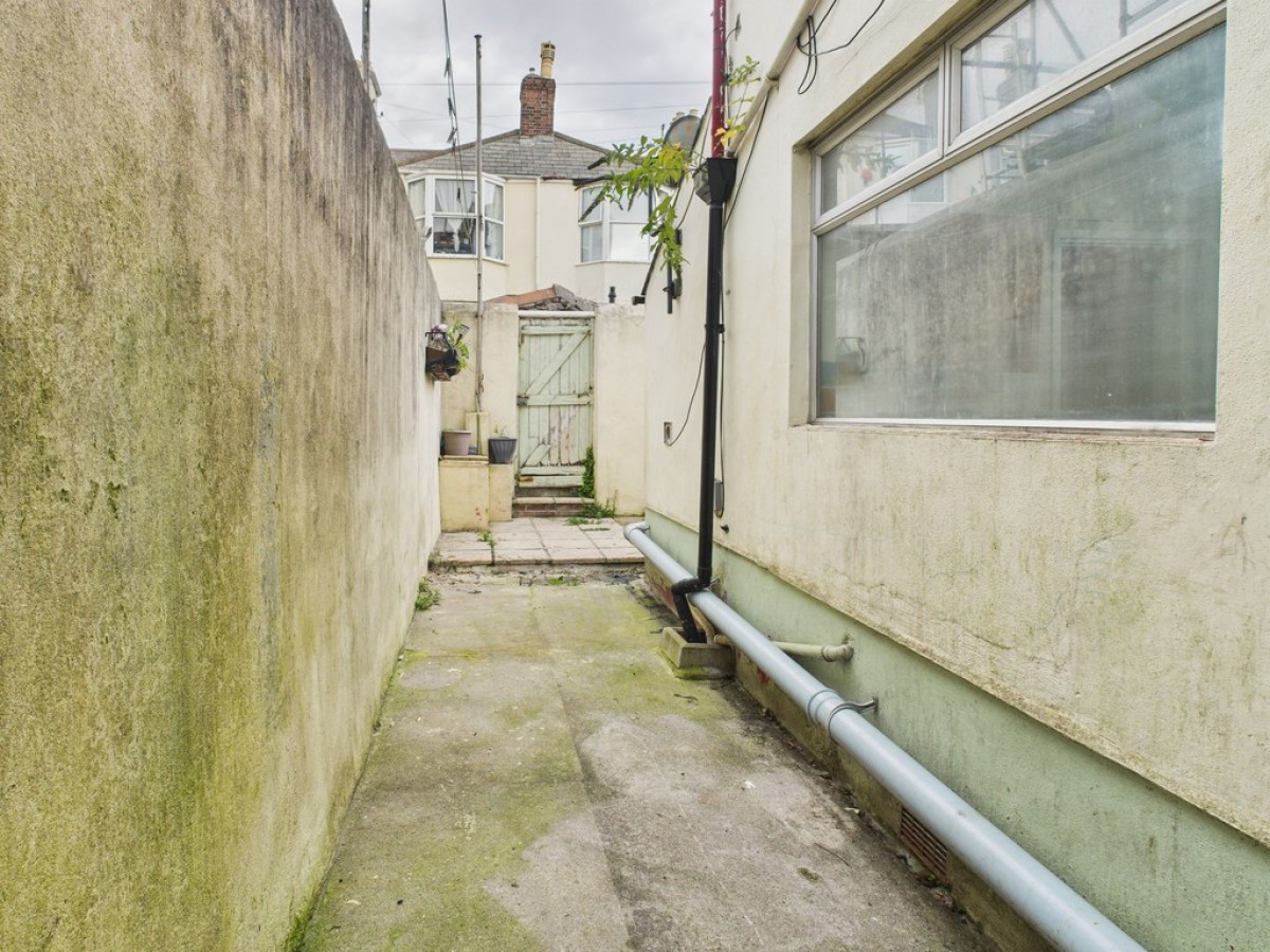 Cranbourne Avenue, St Judes