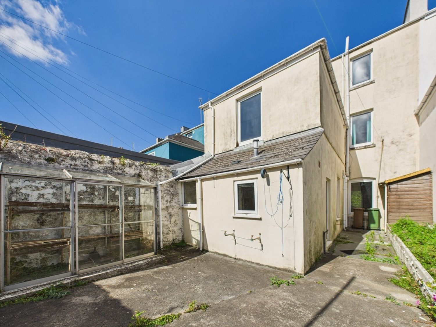 North Road East, Mutley