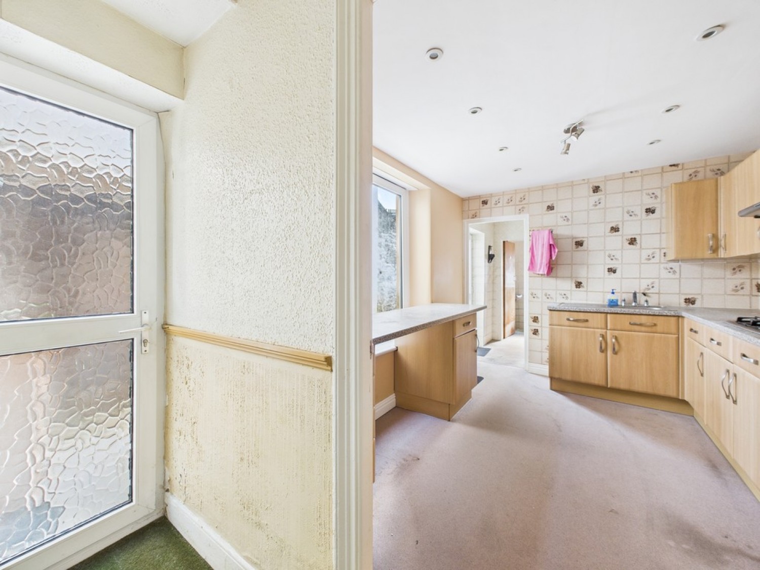 North Road East, Mutley