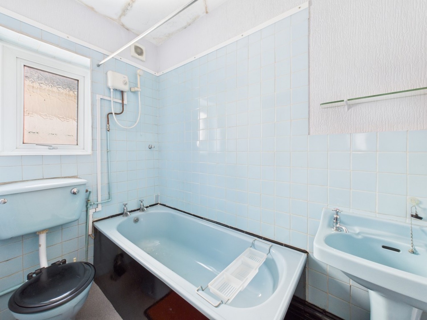 North Road East, Mutley