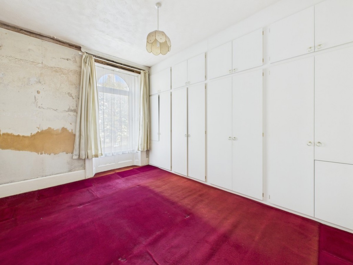 North Road East, Mutley