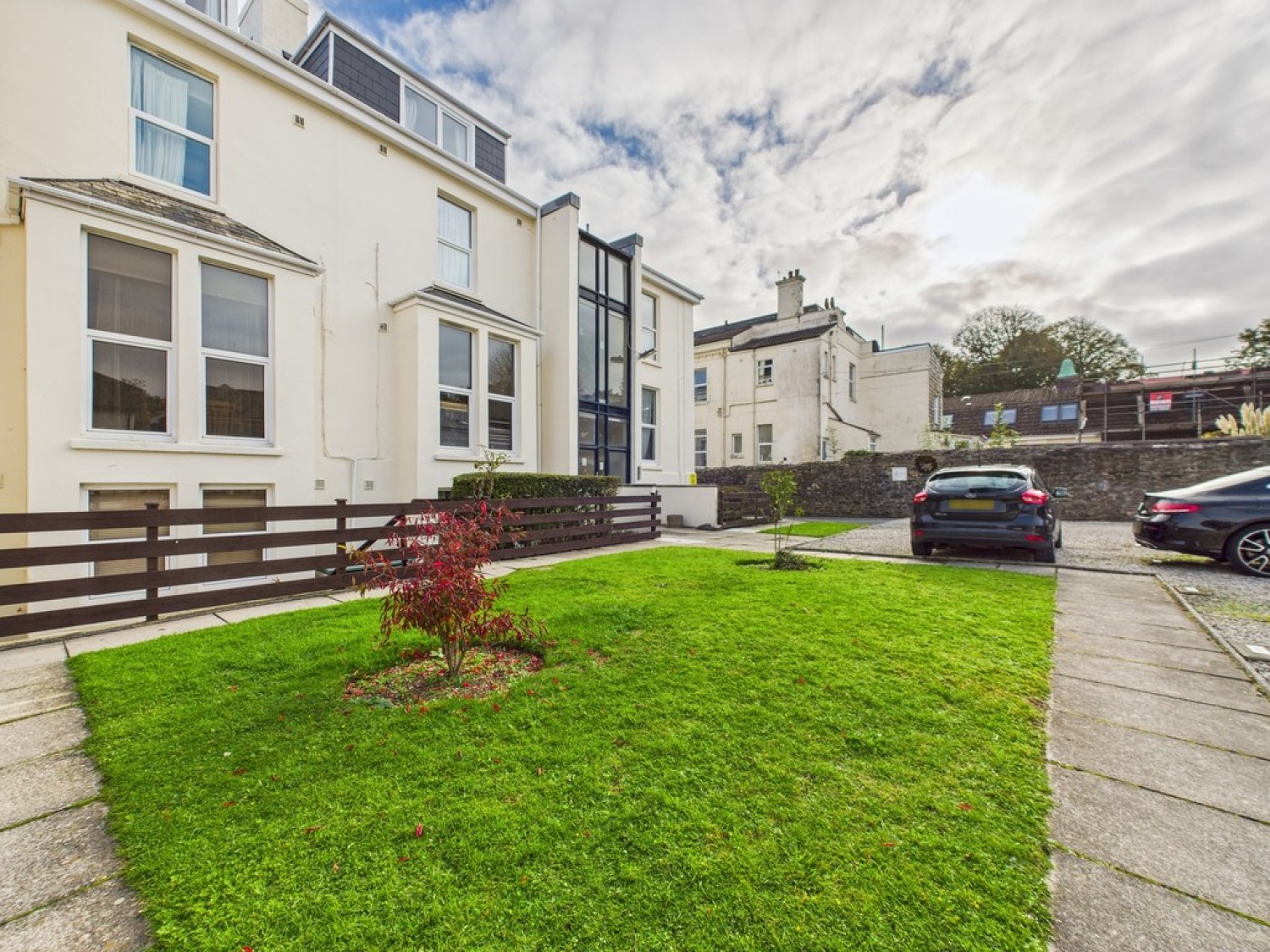 Mannamead Road, Hartley