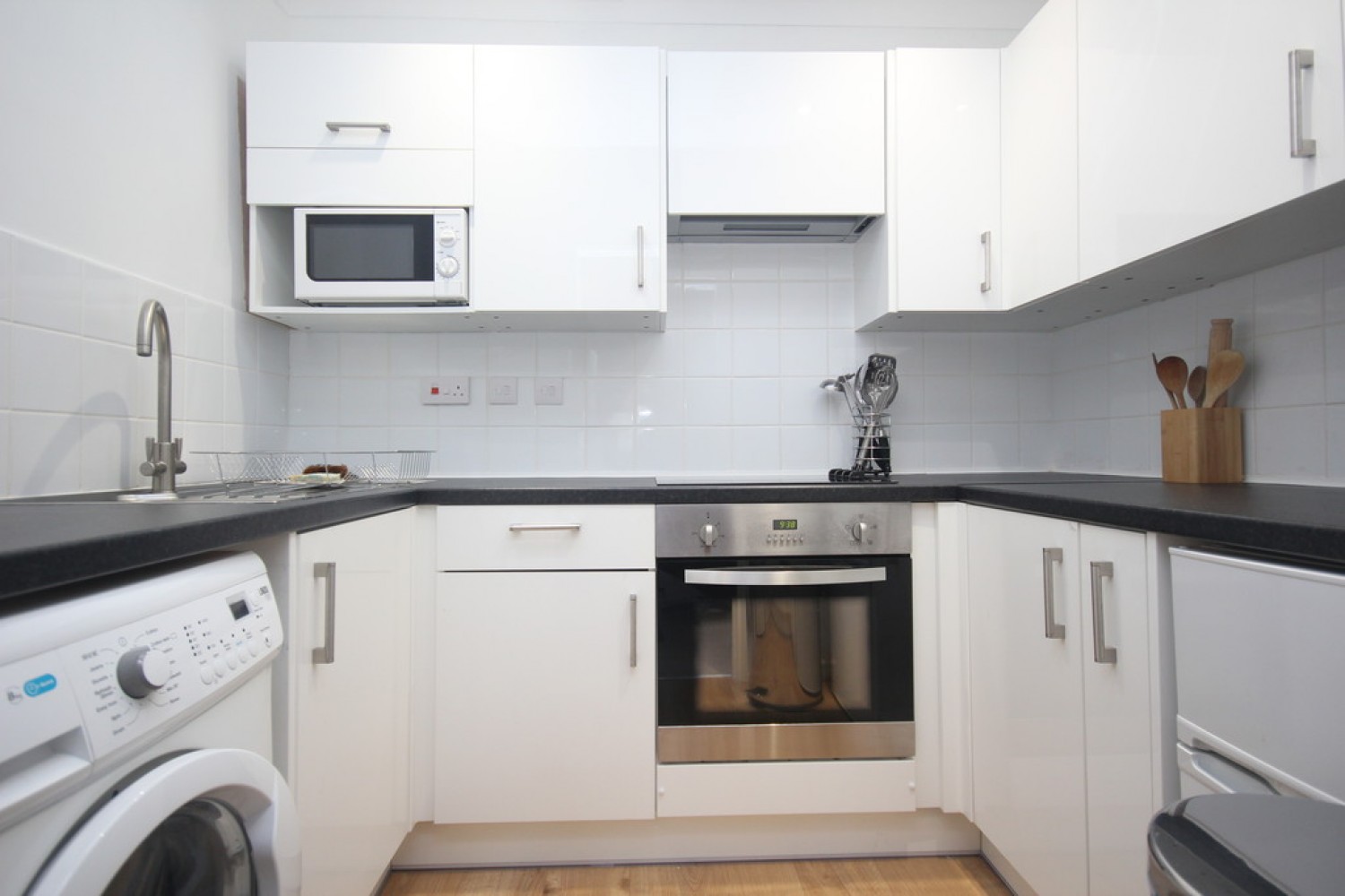 Mannamead Road, Hartley