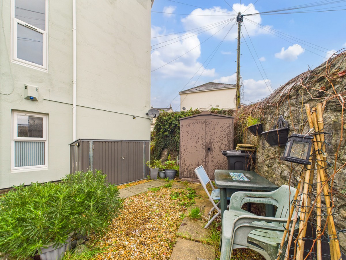 Lisson Grove, Mutley