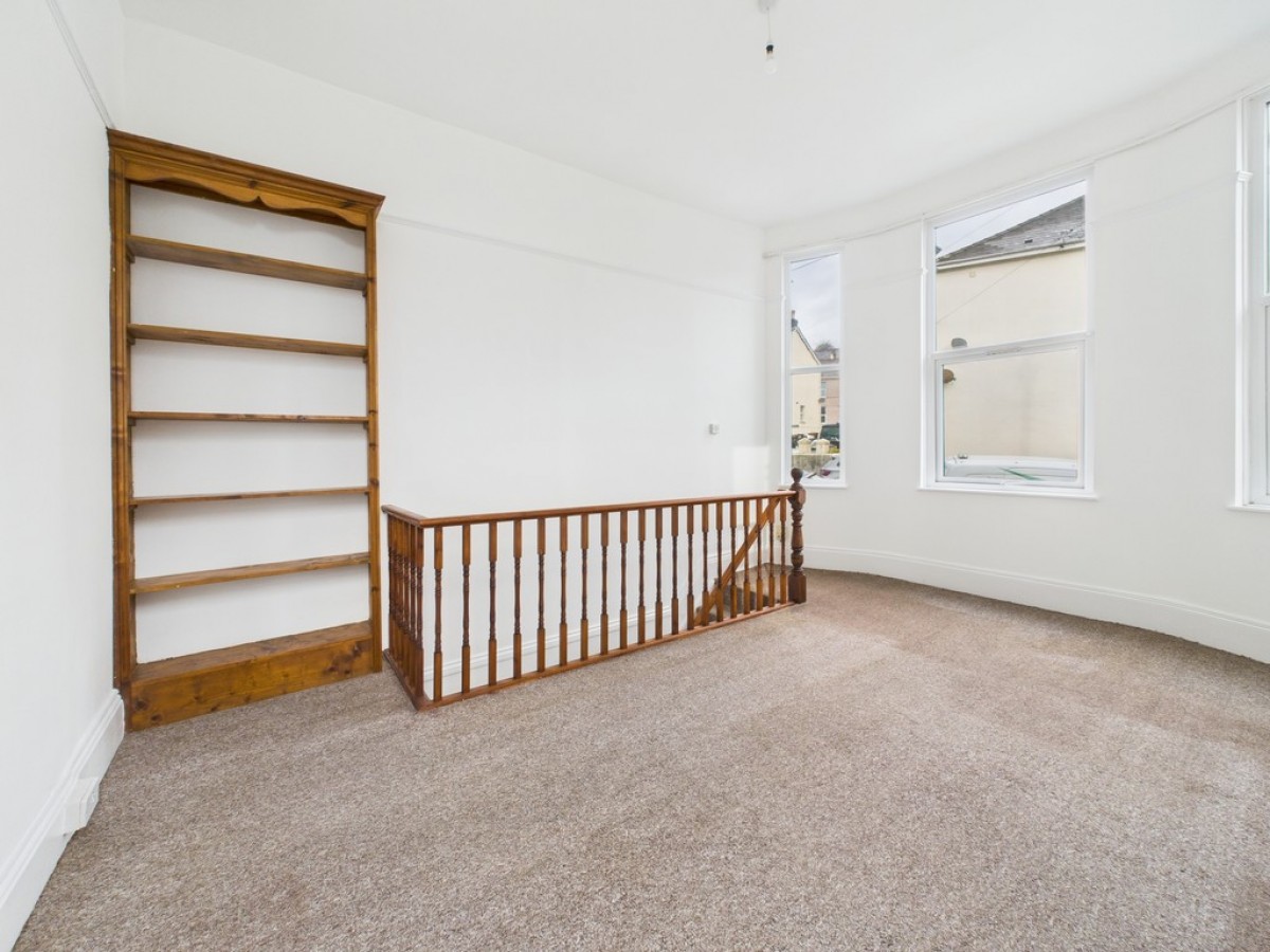 Lisson Grove, Mutley