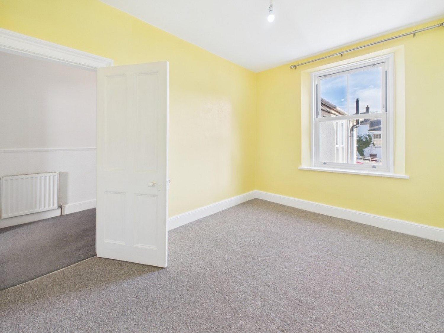 2 bedroom House in North Street, Greenbank