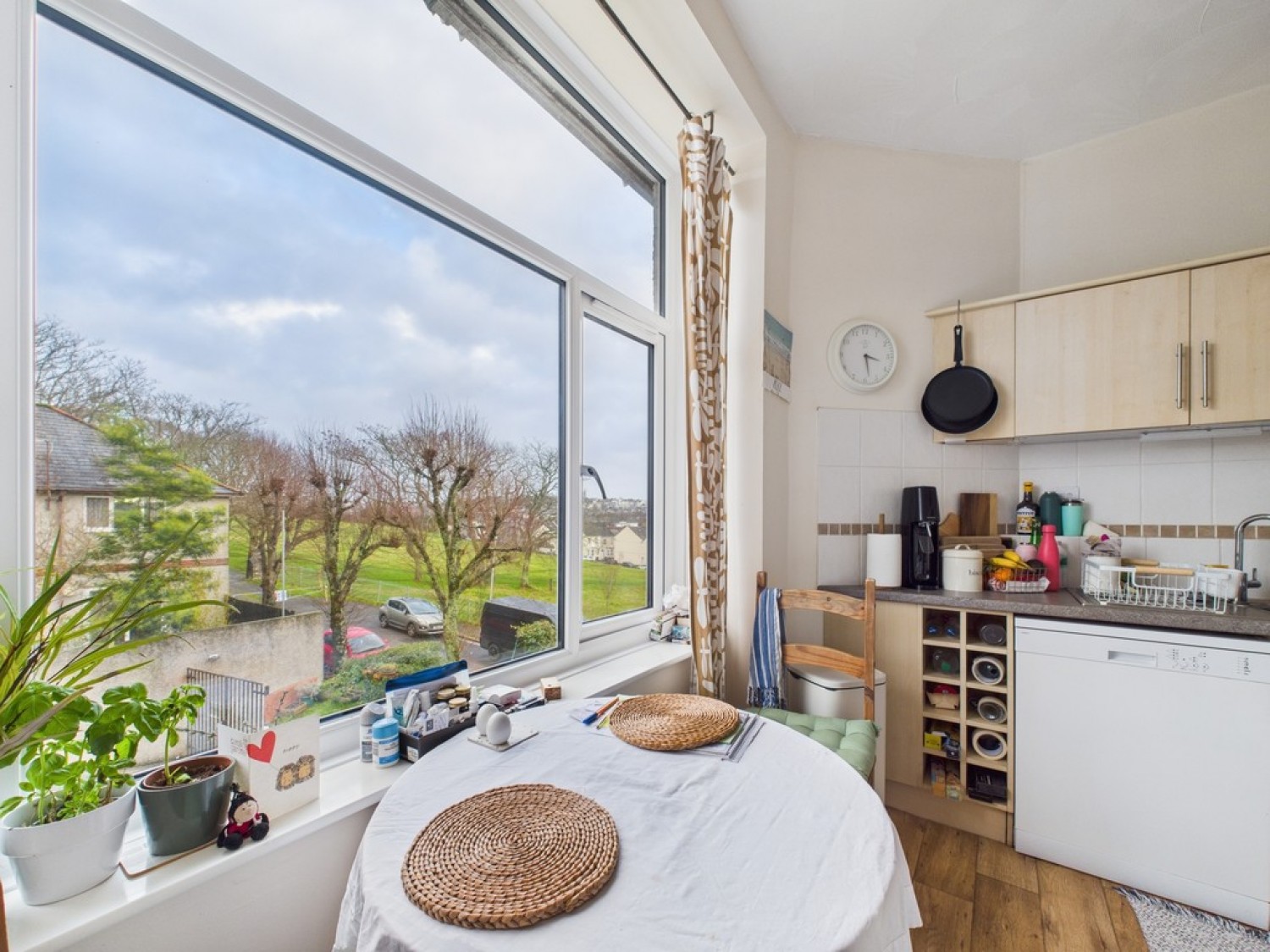 2 bedroom Flat for Sale Alma Road, Milehouse, Plymouth