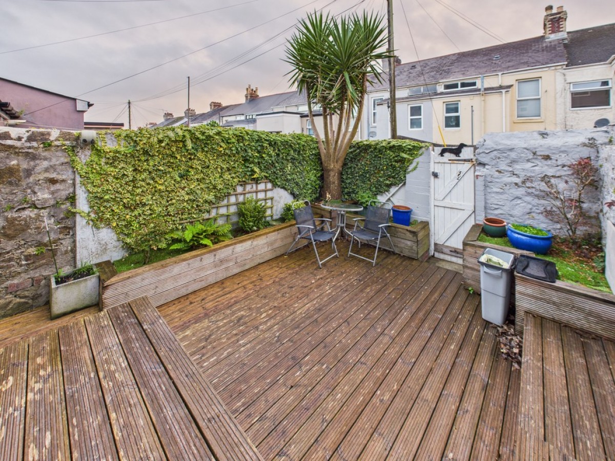 Barton Avenue, Keyham