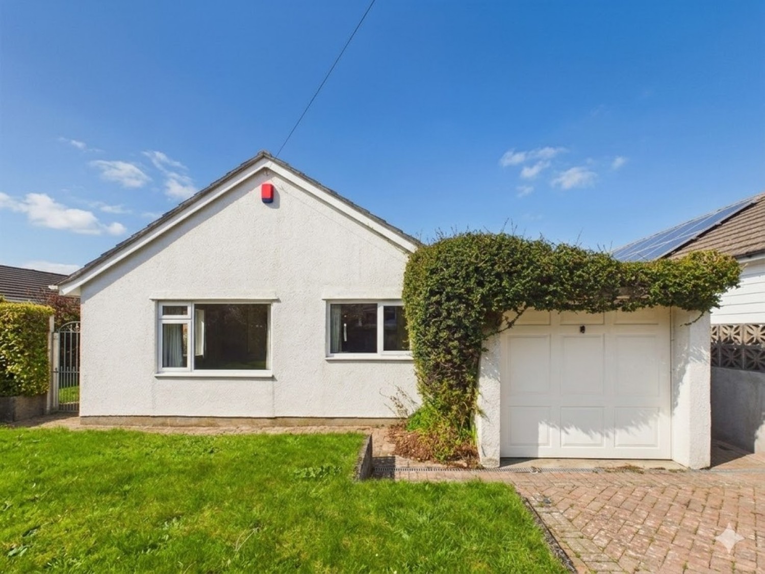 3 bedroom Bungalow for Sale Stanborough Road, Plymstock, Plymouth