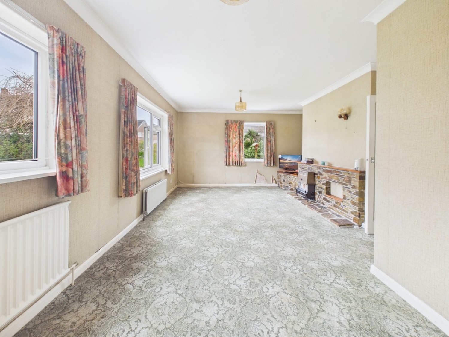 3 bedroom Bungalow for Sale Stanborough Road, Plymstock, Plymouth