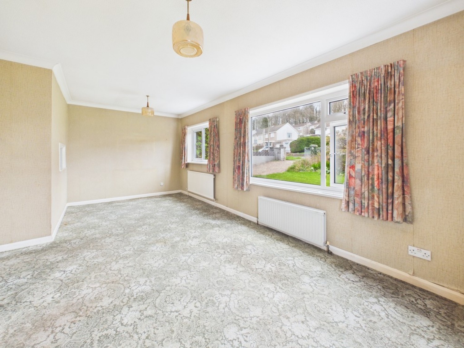 3 bedroom Bungalow for Sale Stanborough Road, Plymstock, Plymouth