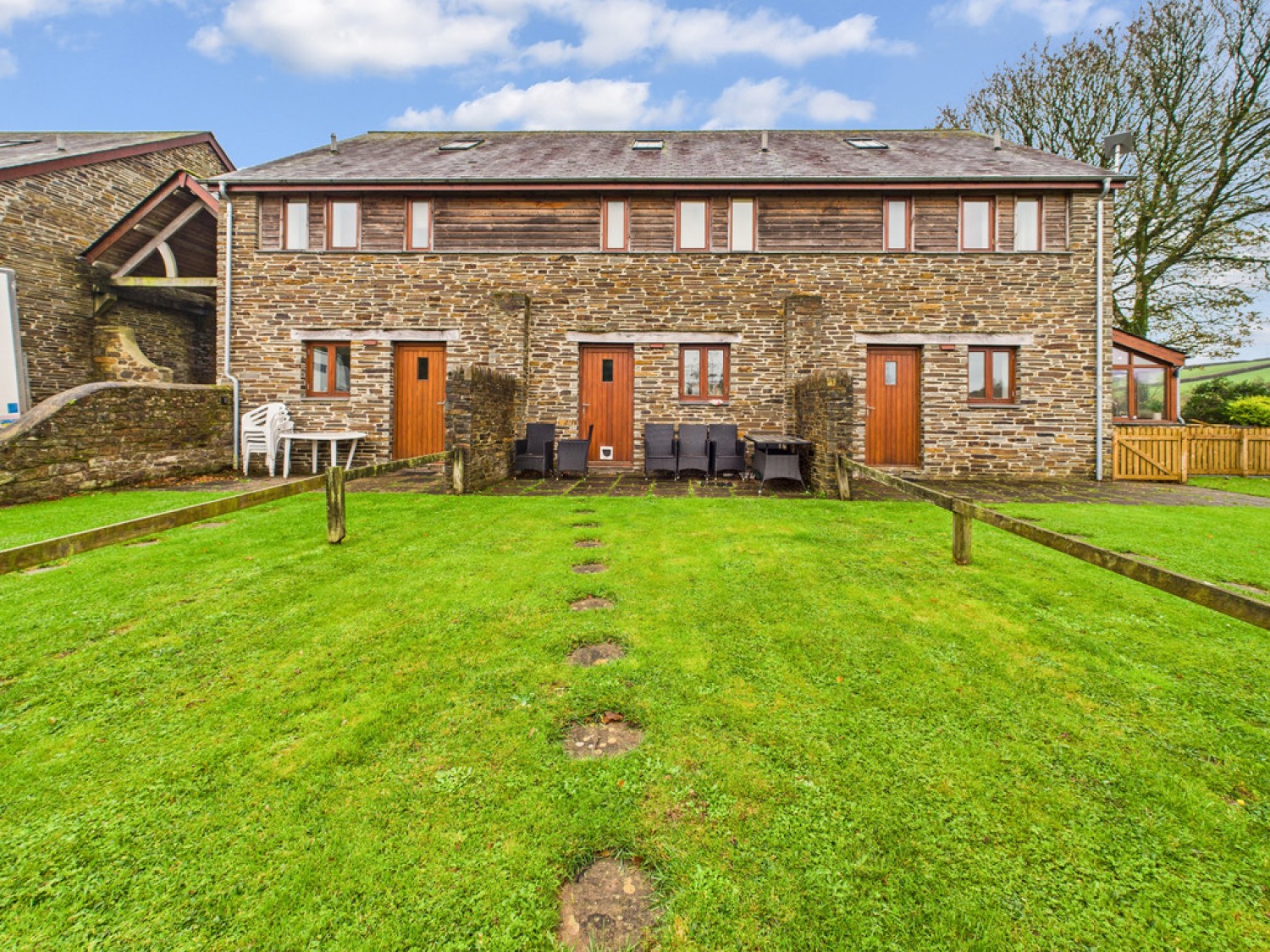 Dartmouth Green, Blackawton