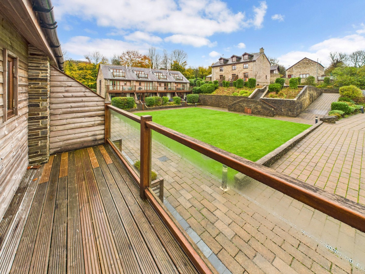 Dartmouth Green, Blackawton