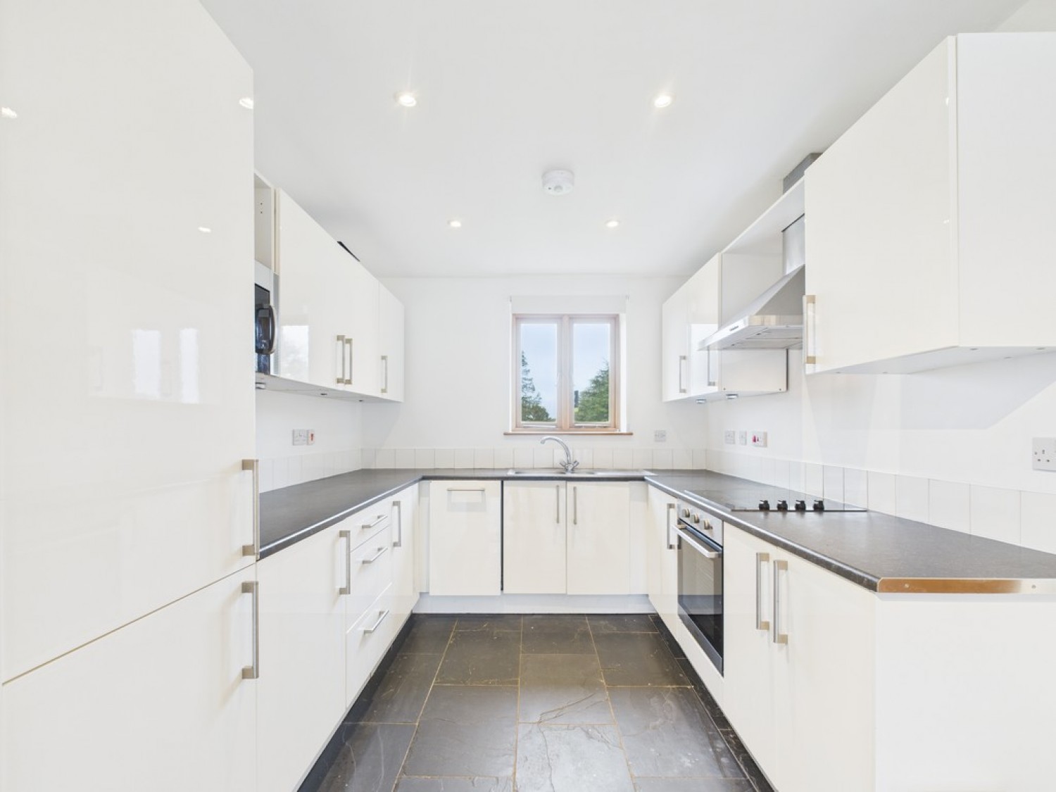 Dartmouth Green, Blackawton