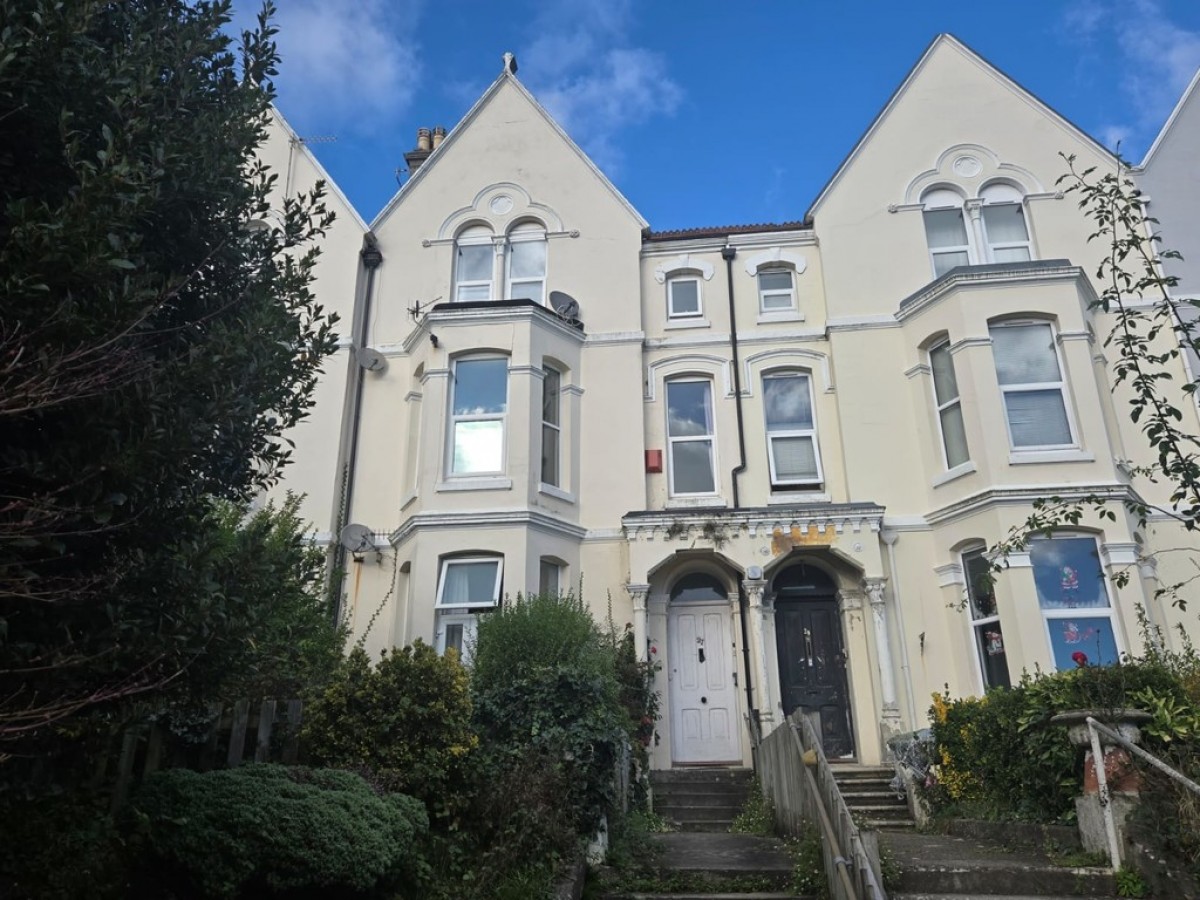 Connaught Avenue, Mutley, Plymouth