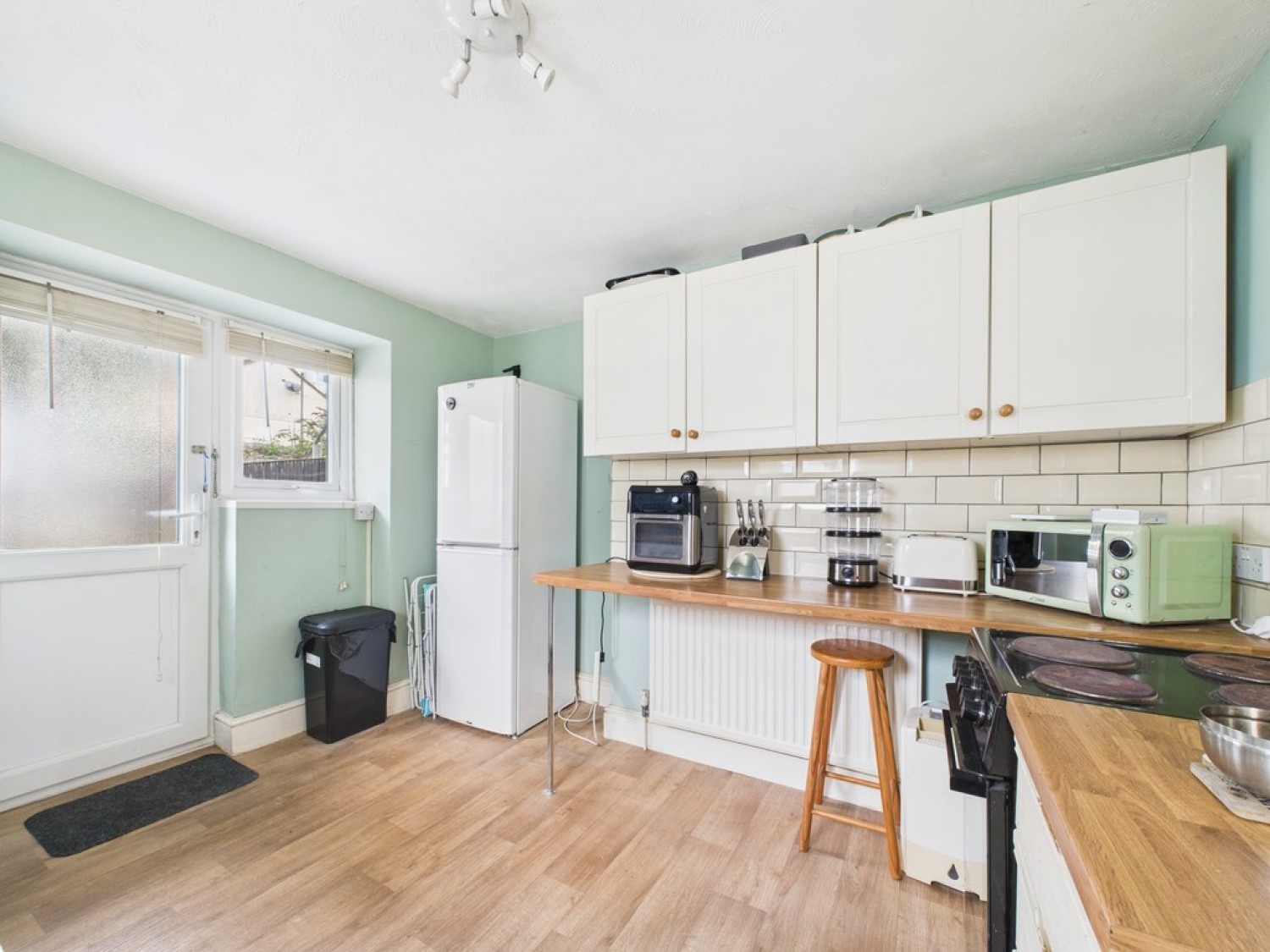 2 bedroom Flat for Sale Connaught Avenue, Mutley, Plymouth